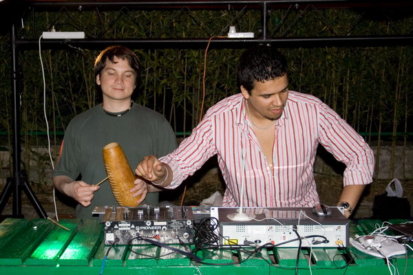Dj Rhoderick (������� ���������) & Dj Si (����� ���)