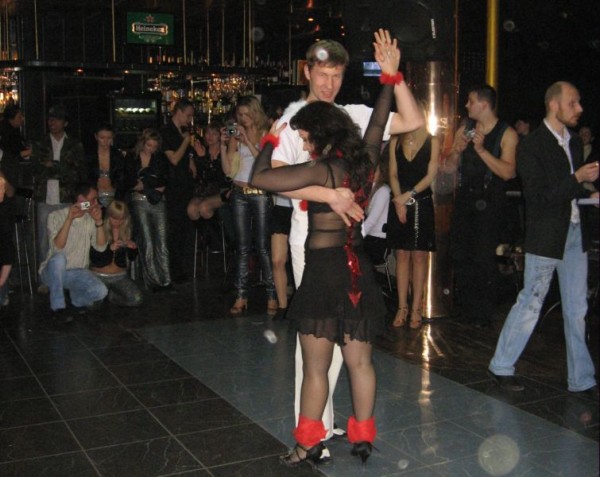 ����� ������ � ��������� ���� (Salsa Club ����)<br>3 ����� �� �������� ������ ��